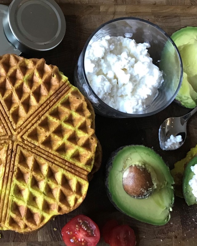 Pointed Cabbage Waffles (Gluten & Lactose-Free)