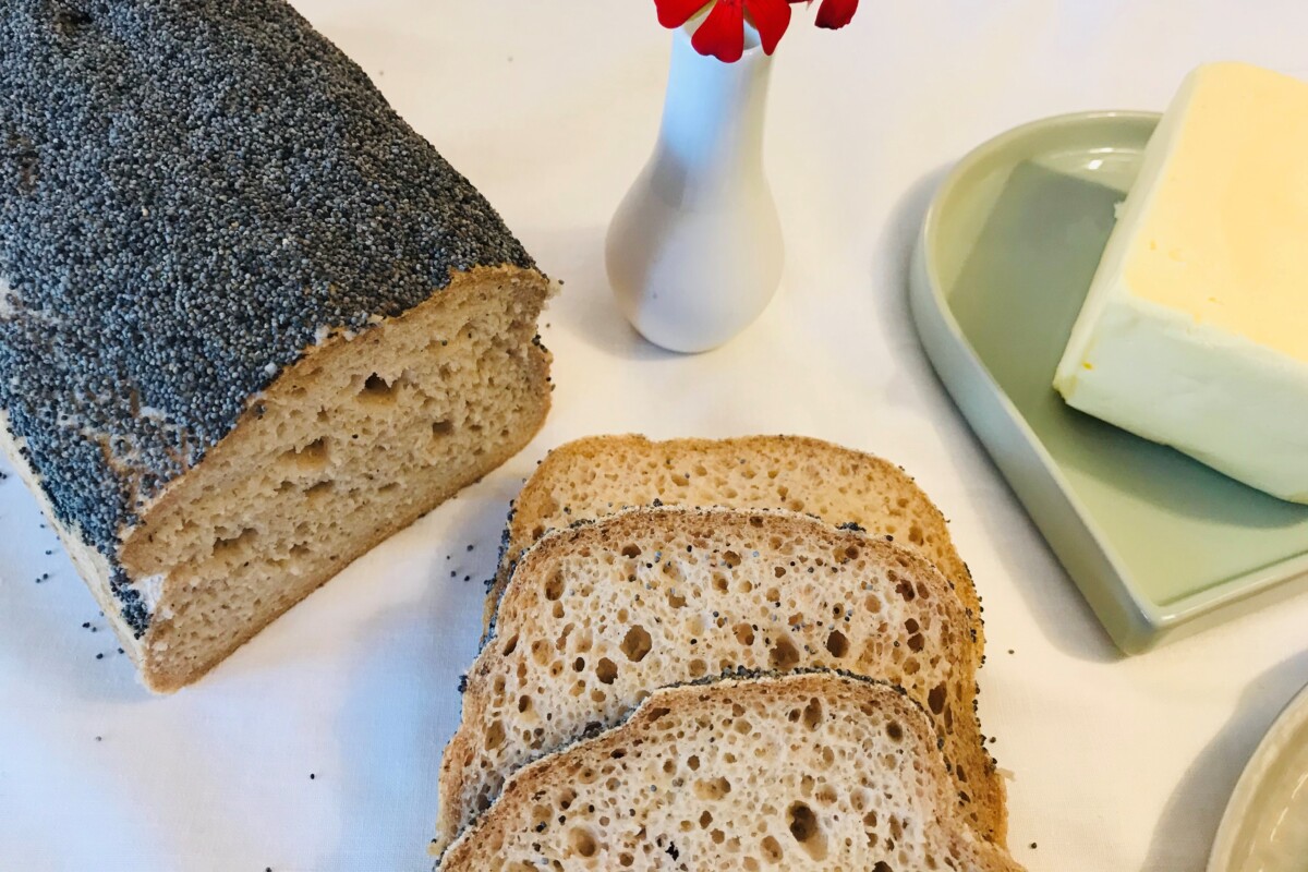 classic-whole-grain-bread-low-fodmap-raujensen-bread