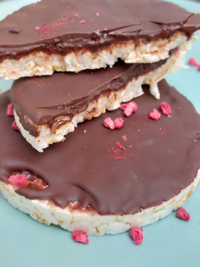 Rice Crackers With Raspberry & Chocolate