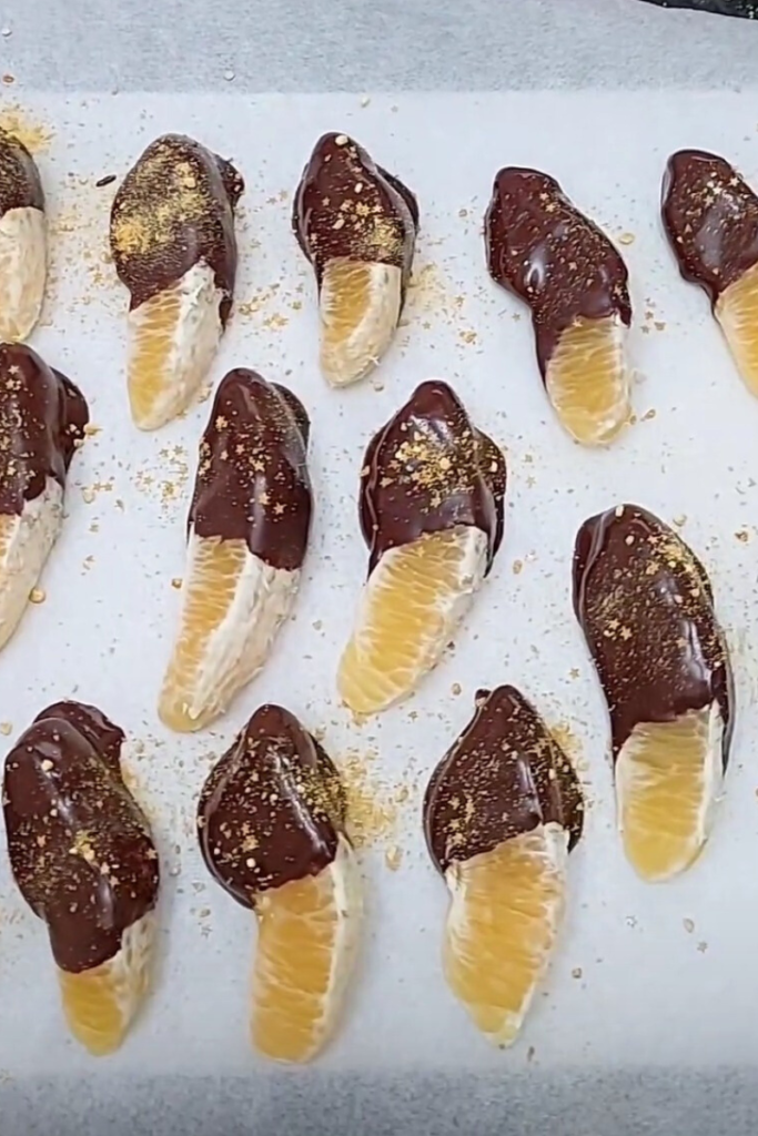 Chocolate-Dipped Orange Slices